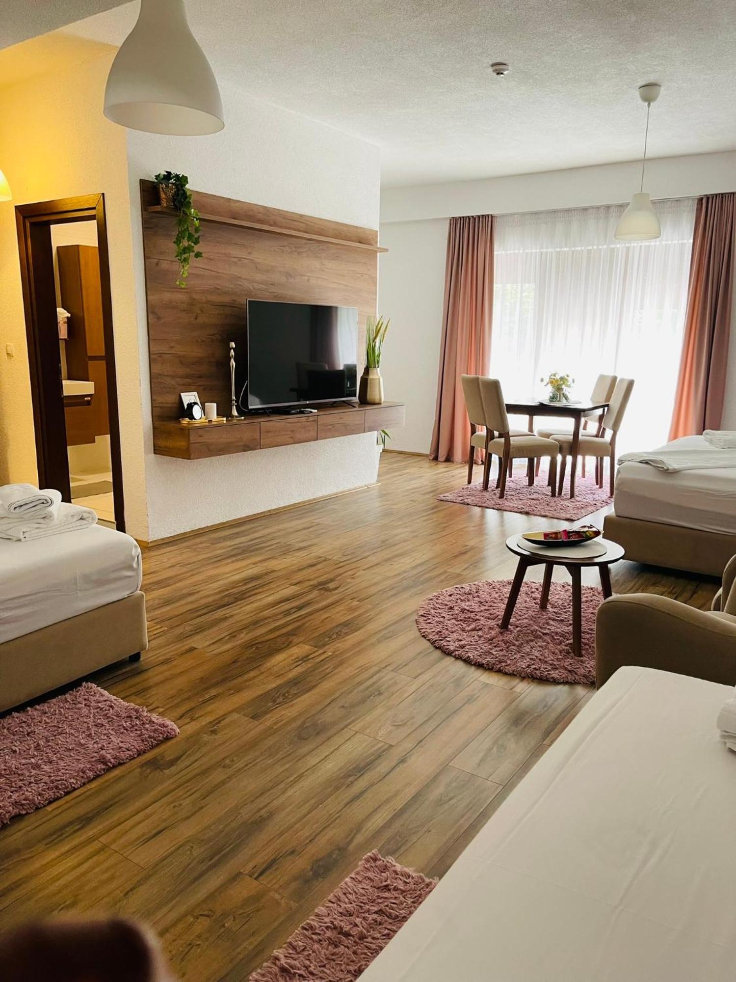 Fuk-Tak Apartmani&Restoran Dojran Eksteriør bilde